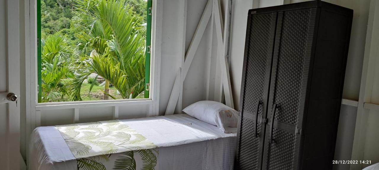 Hotel Yellow Home Providencia Isla Bahia Suroeste Luaran gambar