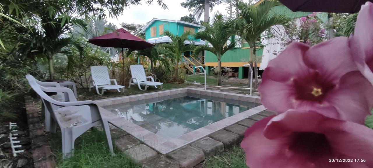 Hotel Yellow Home Providencia Isla Bahia Suroeste Luaran gambar